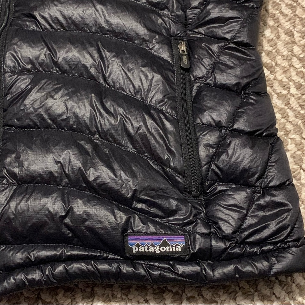 Patagonia black puffer vest